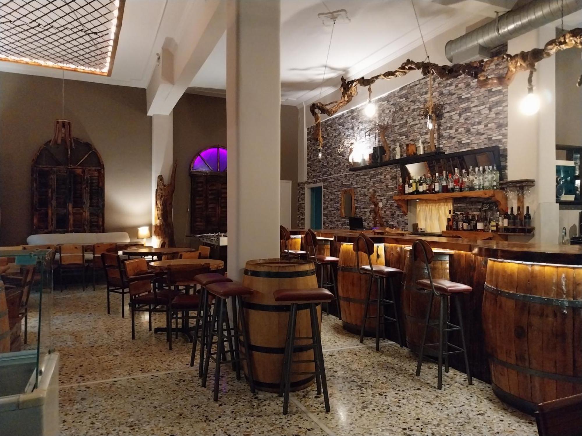 Elatos Hotel Лутра Ипатис Екстериор снимка